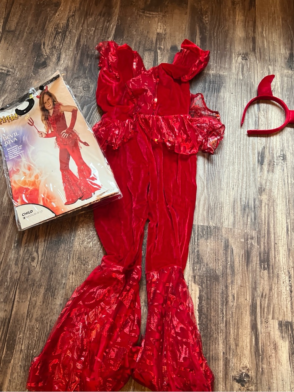 Red Devil Diva Kids Costume with Headband - size 8-10